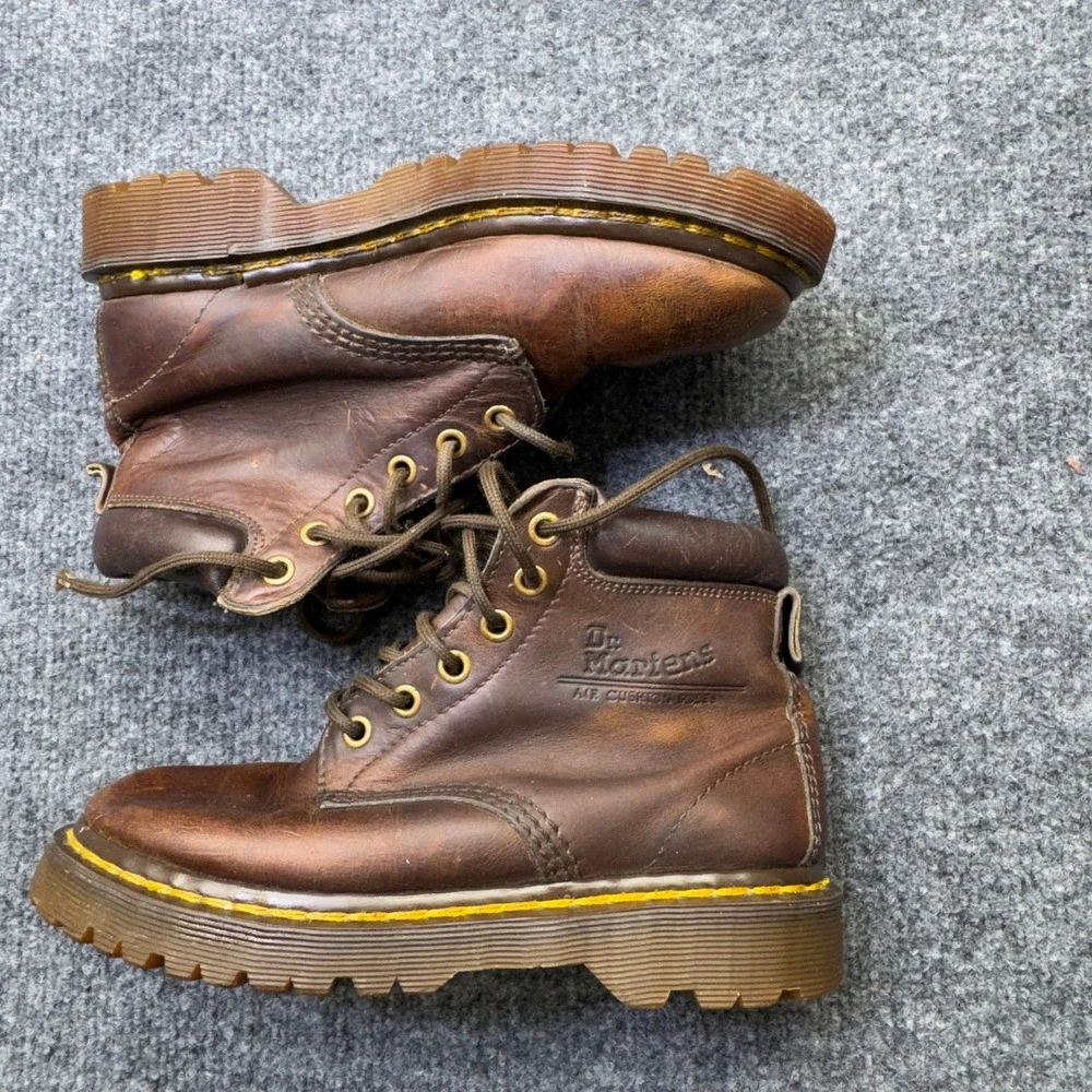 Dr Martens 939 Boots Girls 5 Brown Leather Padded Collar MIE 90s Vintage